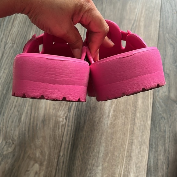 Free People Watermelon Karlie Buckle Clogs 39/8 - Picture 12 of 12